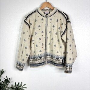 Dale of Norway Cream and Blue Sweater